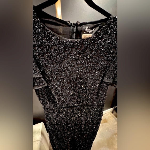 MAC DUGGAL
Black Hand Beaded Flounce Sleeve Midi Dress - Picture 2 of 10